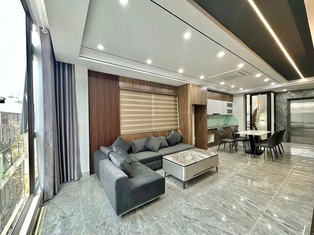 NHÀ MỚI KOONG – FULL NỘI THẤT – THANG MÁY – NGỌC THỤY – LONG BIÊN - GIÁ CHỈ THƯƠNG LƯỢNG