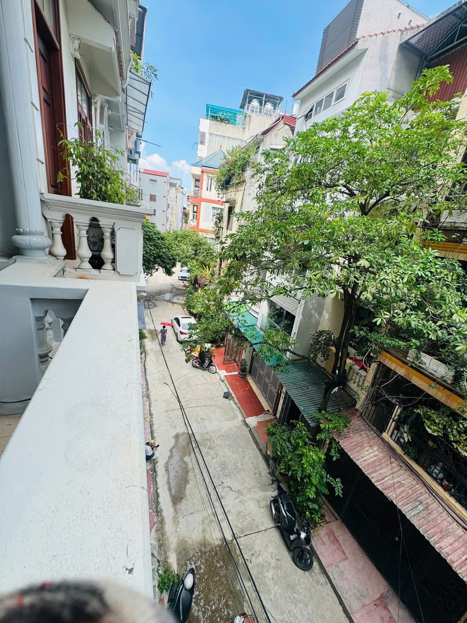 CẦU GIẤY PHÂN LÔ QUÂN ĐỘI NGÕ THÔNG OTO VÀO NHÀ