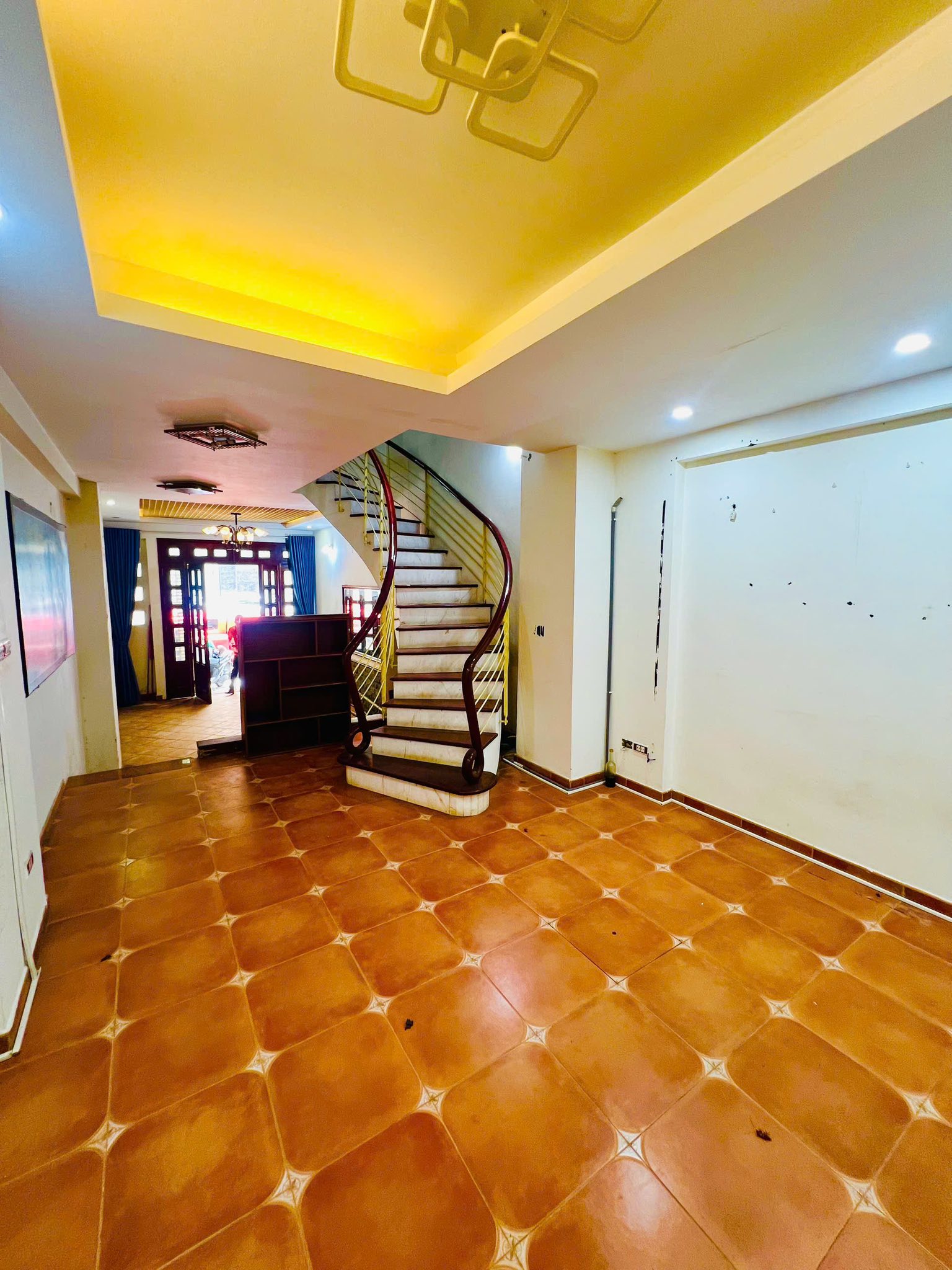 Kinh doanh đỉnh, Phân lô DUY TÂN 50m 5T, Ô tô tránh, Vỉa hè, 26.5 tỷ