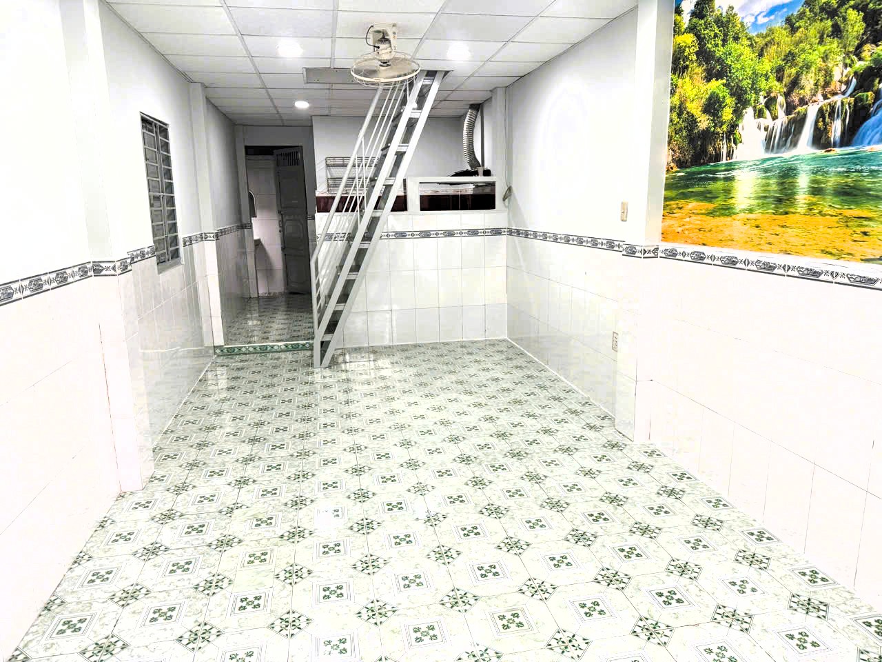 cho thuê nhà hẻm xe hơi gần đại học Luật đường số 6 Hiệp Bình Chánh