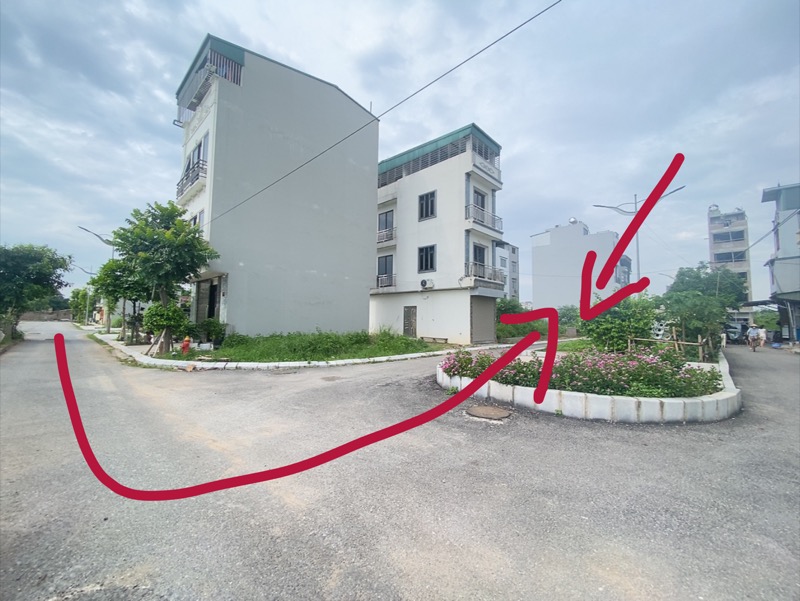 BÁN NHÀ NGỌC THỤY 16 tỷ 100m ĐẤT KHU TÁI ĐỊNH CƯ,GẦN CÔNG VIÊN,LONG BIÊN HÀ NỘ
