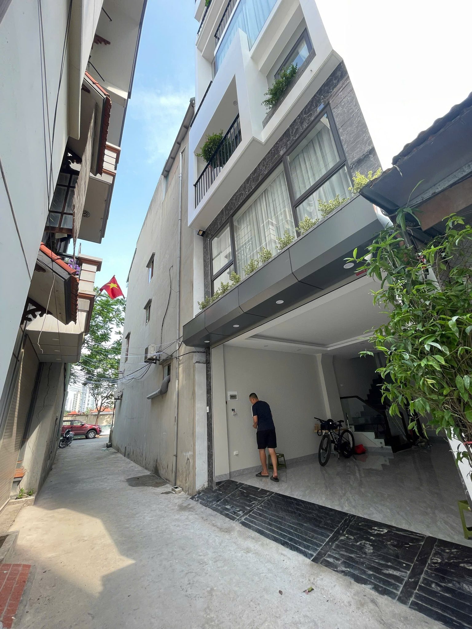 CỰC HIẾM! NHÀ DÒNG TIỀN NGÕ TRẦN THÁI TÔNG – 55M2 X 6 TẦNG – 10 PHÒNG KHÉP KÍN - GIÁ CHỈ 9 TỶ.