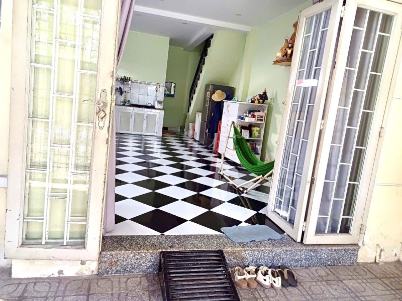 Bán nhà 92m2, 2PN, 2WC, Kha Vạn Cân, Thủ Đức, 5.7 tỷ