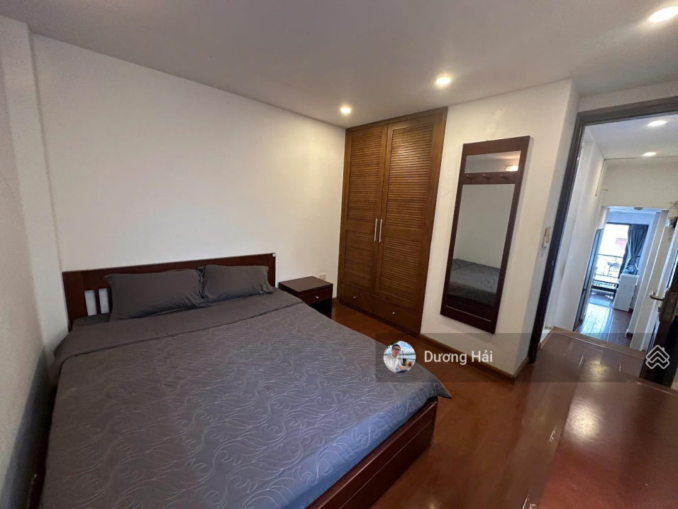 Bán nhà mặt phố Quận Cầu Giấy 190m2 - 9 tầng - thang máy dòng tiền ổn định 2tỷ6/năm hai thoáng