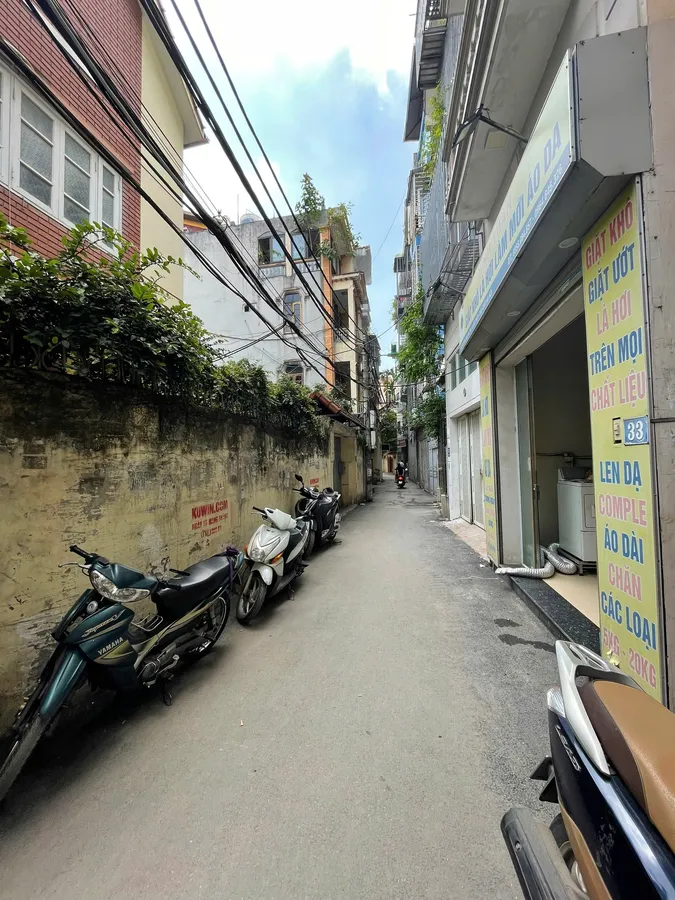 DUY NHẤT MẢNH ĐẤT TT CẦU GIẤY DIỆN TÍCH RỘNG MẶT TIỀN QUYỀN LỰC