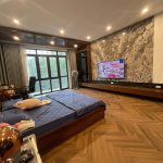 90m2