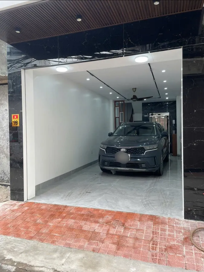 NHÀ MỚI 6 TẦNG Ô TÔ VÀO NHÀ Phố Nguyễn Văn Linh-Long Biên 43.1m2,mặt tiền 3.6m, 9.3 tỷ.