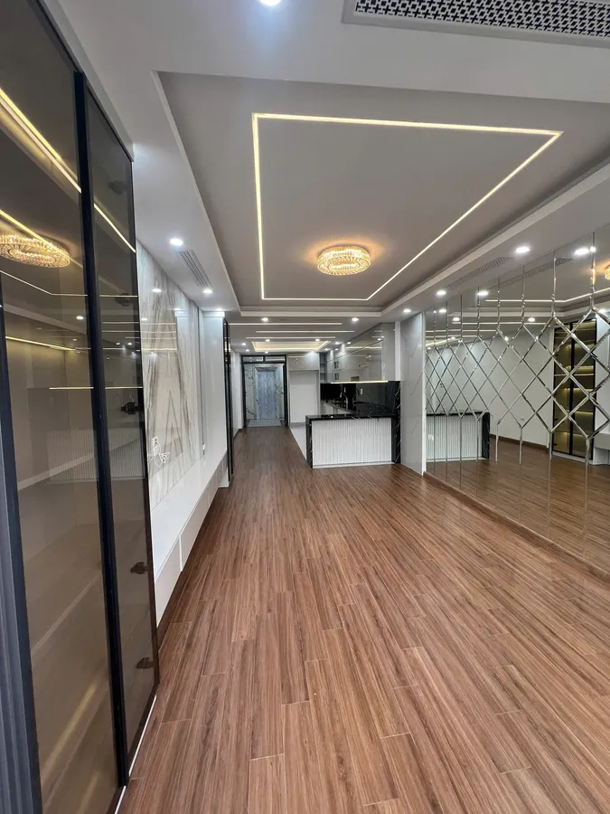 Bán nhà gần phố Minh Khai, DT61m x 6T, full nội thất ,thang máy, ôtô tránh - Kinh doanh văn phòng đỉnh
