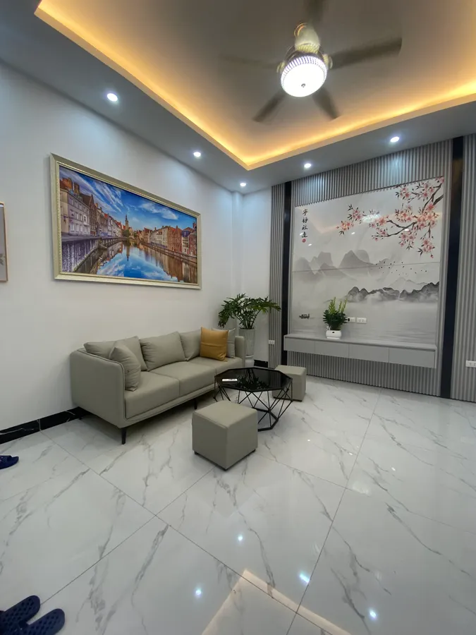 TT CẦU GIẤY NHÀ ĐẸP DÂN XÂY 6 TẦNG THANG MÁY NGÕ THÔNG