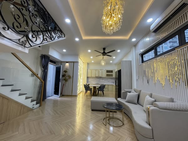 TUYỆT PHẨM VỊ TRÍ - KHÔNG CĂN 2 - KHU BÀU CÁT - Ô TÔ ĐỖ TRƯỚC NHÀ - 4 TẦNG.