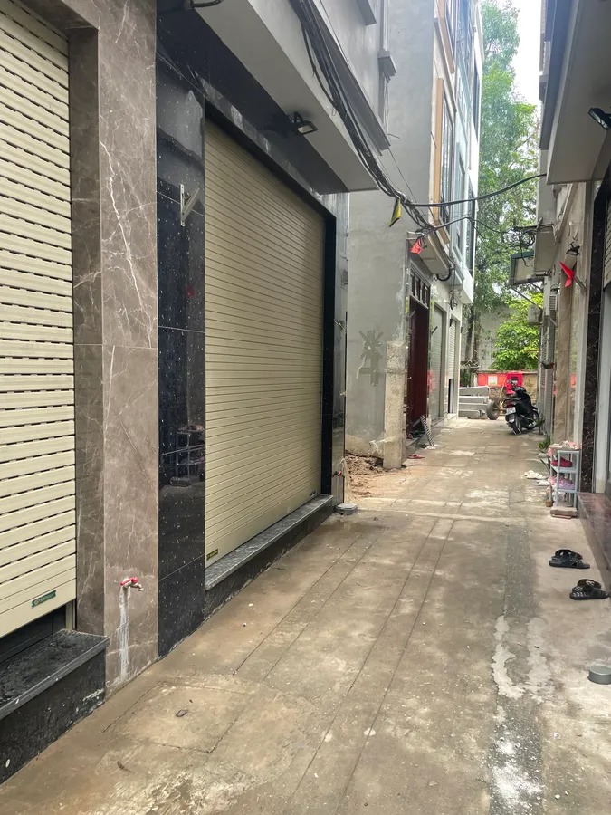 Cần tiền bán nhanh mảnh đất Trung tâm Ngọc Thụy Long Biên 40m mt4.1m nhỉnh 6 tỷ gần ôtô