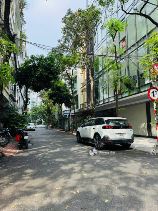 Bán nhà PL Hoàng Quốc Việt - Cầu Giấy - 82m2 6 tầng - Ô tô vỉa hè KDVP gần Starlake Tây Hồ Tây