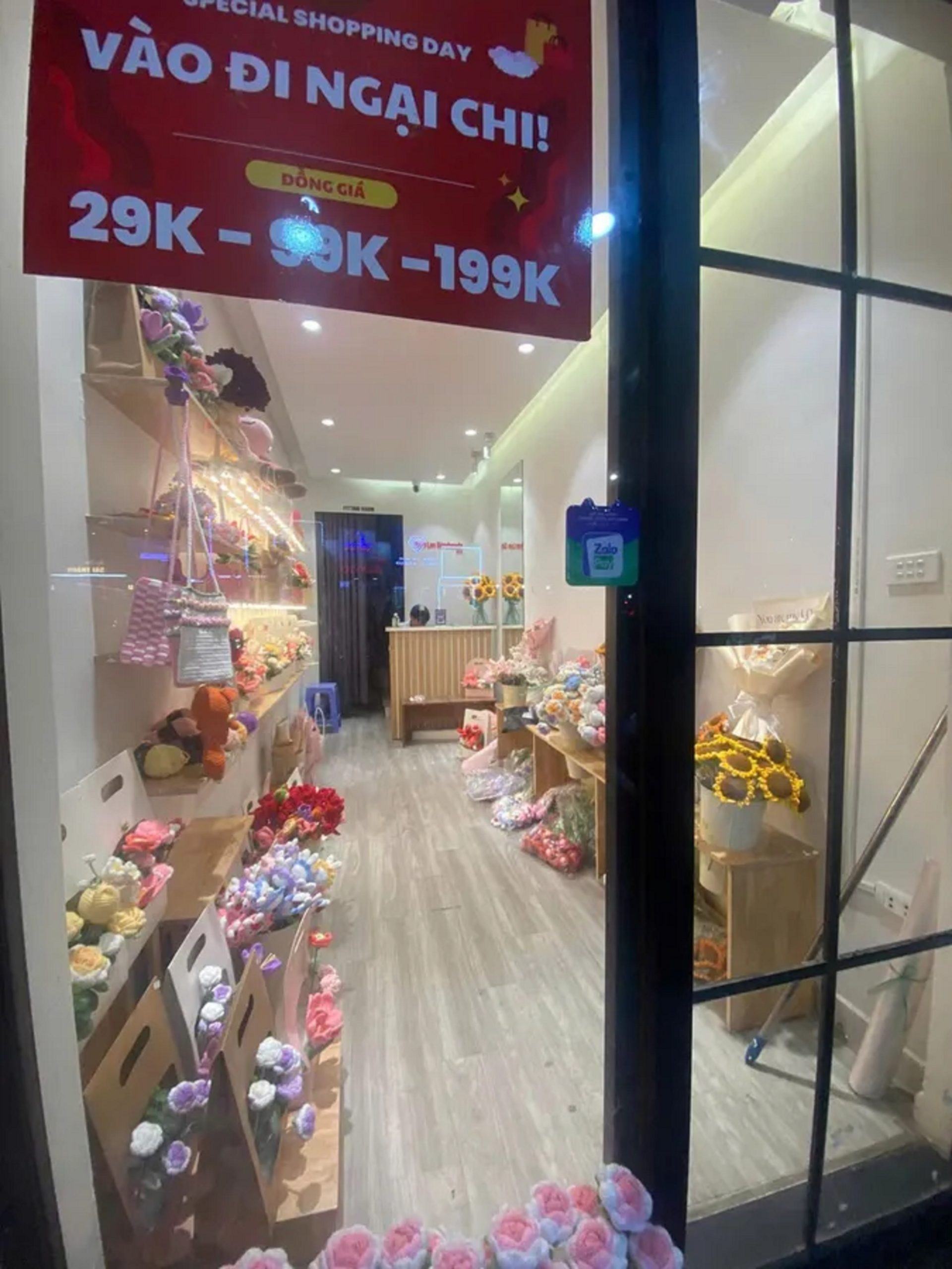 Bán nhà mặt phố kinh doanh Cầu giấy, 17mx5 tầng