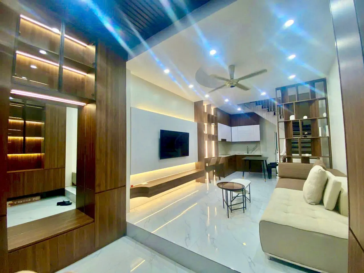 ✨ TRẦN PHÚ- HÀ ĐÔNG – NHÀ ĐẸP 5 TẦNG – FULL NỘI THẤT 5 SAO – GIÁ 6.95 TỶ- DIỆN TÍCH 34m2- 100M RA PHỐ, DÂN TRÍ CAO- THOÁNG MÁT, PHÙ HỢP MỌI GIA ĐÌNH