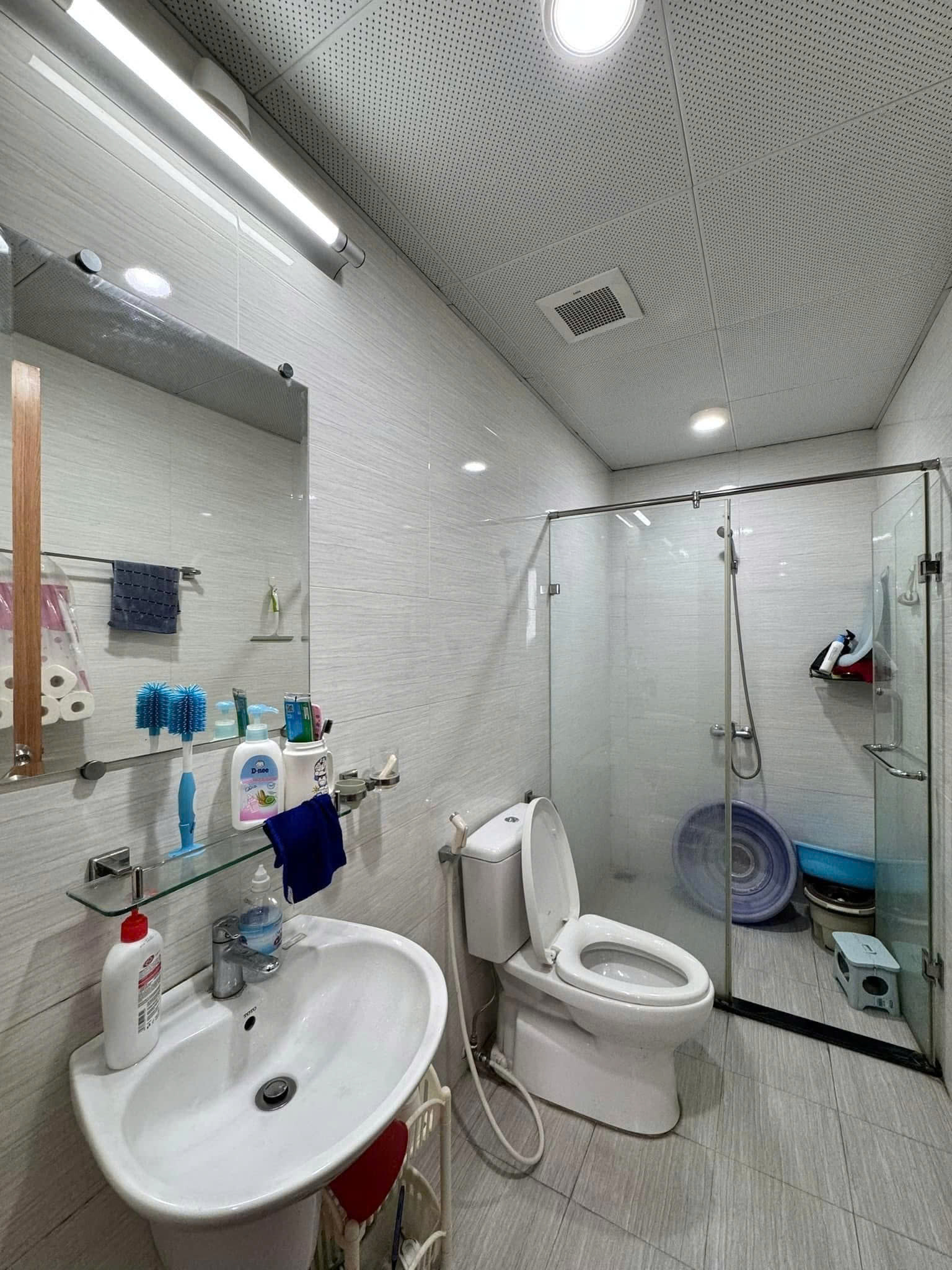 10tr Cho thuê căn hộ đồ cơ bản 74m2 2PN TẠI CC Vinahud 536A Minh Khai, Q. HBT LH: 0966559604