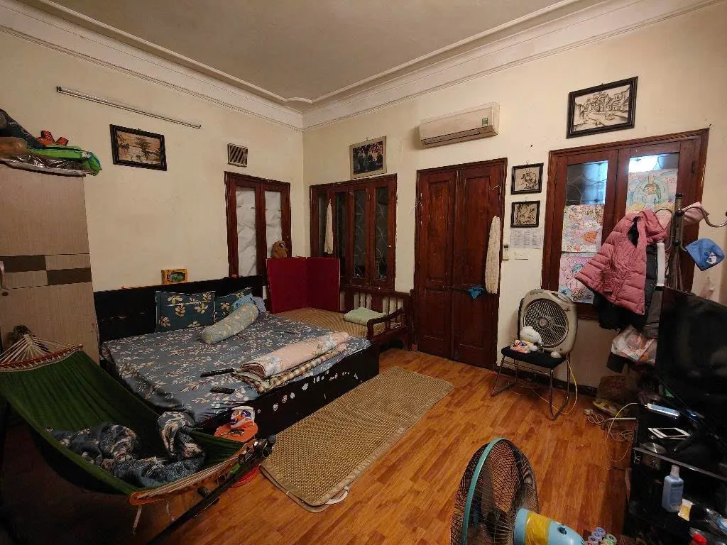 Bán Nhà Đẹp Dân Xây. Nguyễn Trãi. Thanh Xuân. DT 40m2. MT 5,1m. 4 Tầng. Giá 7,45 Tỷ.