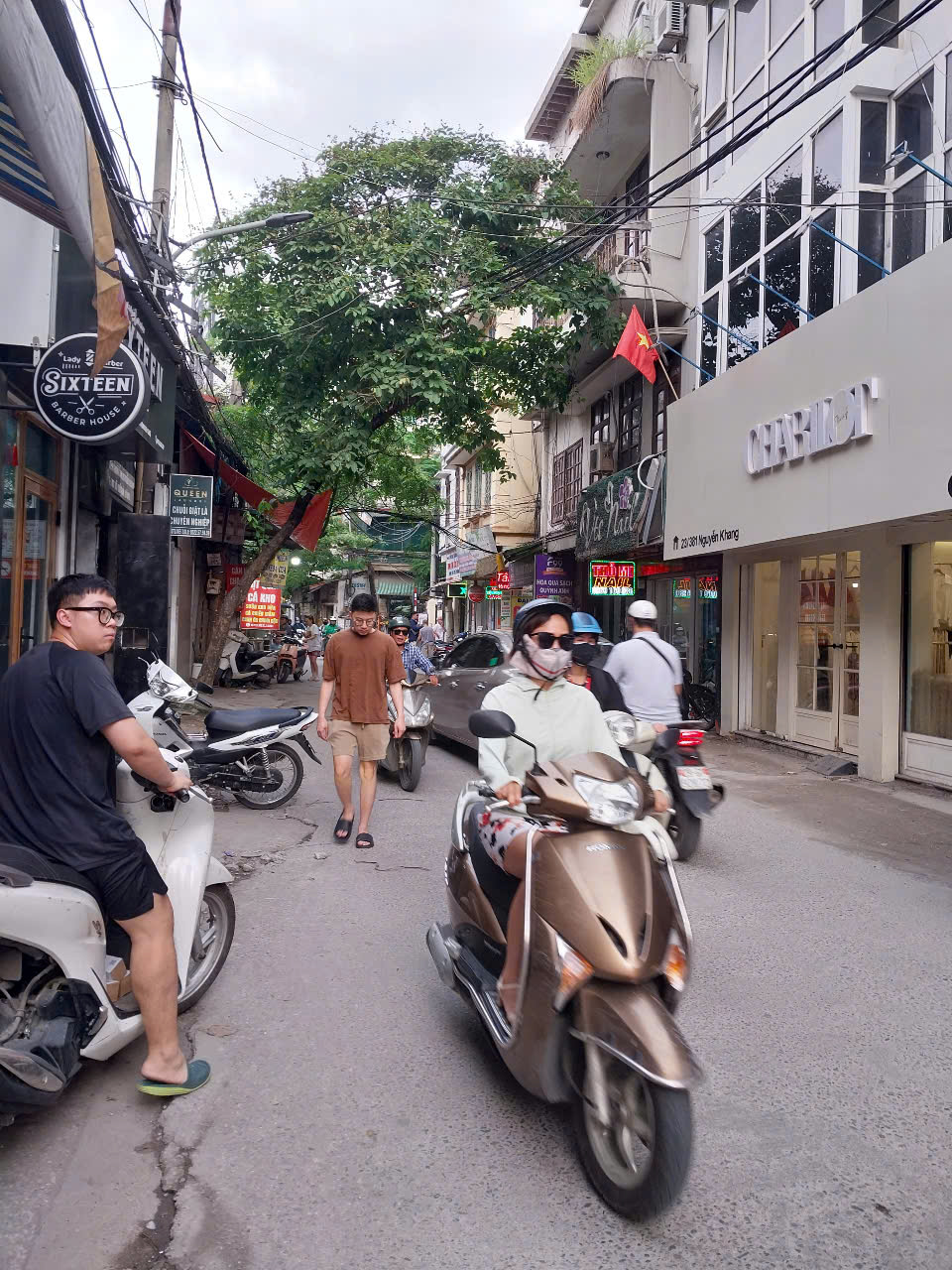 SIÊU PHẨM NGUYỄN KHANG, Ô TÔ ĐỖ CỬA, 5 TẦNG 36M2, NHỈNH 10 TỶ