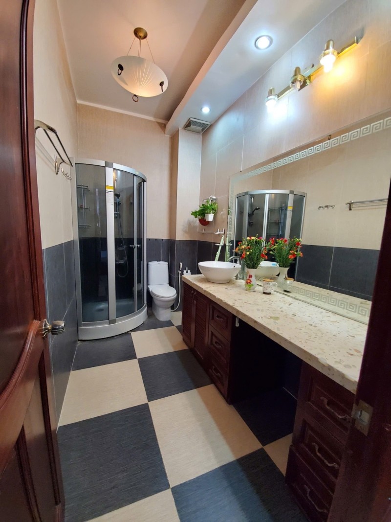 BÁN NHÀ PHÚ NHUẬN OTO VÀO NHÀ 70M2 5 TẦNG NGANG 5.5M 7 PN HẺM THÔNG KD CHDV NGUYỄN ĐÌNH CHÍNH GẤP BÁN 11.4 TỶ.