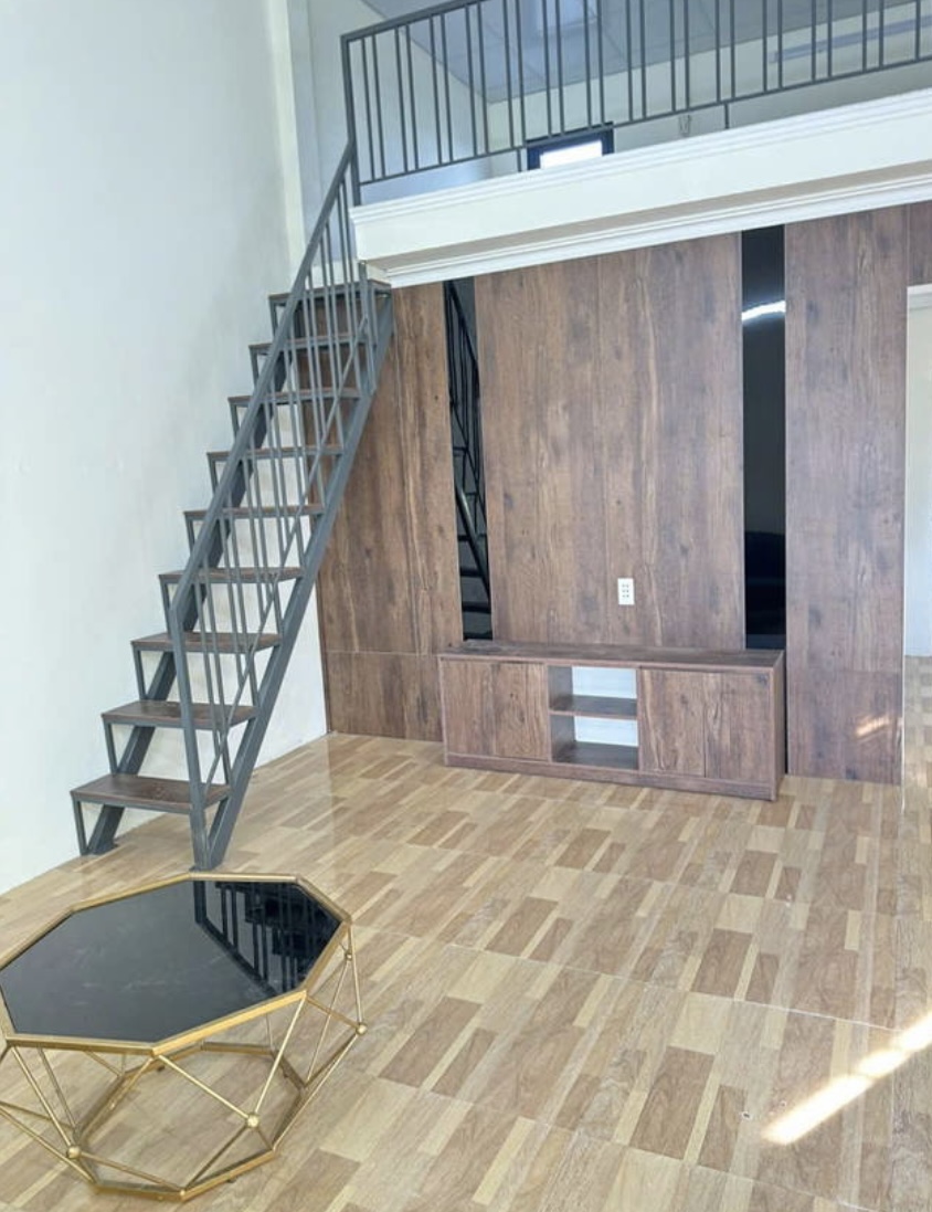 Nhà cấp 4 Lưu Quang Vũ . Diện tích 150m , ngang 6m