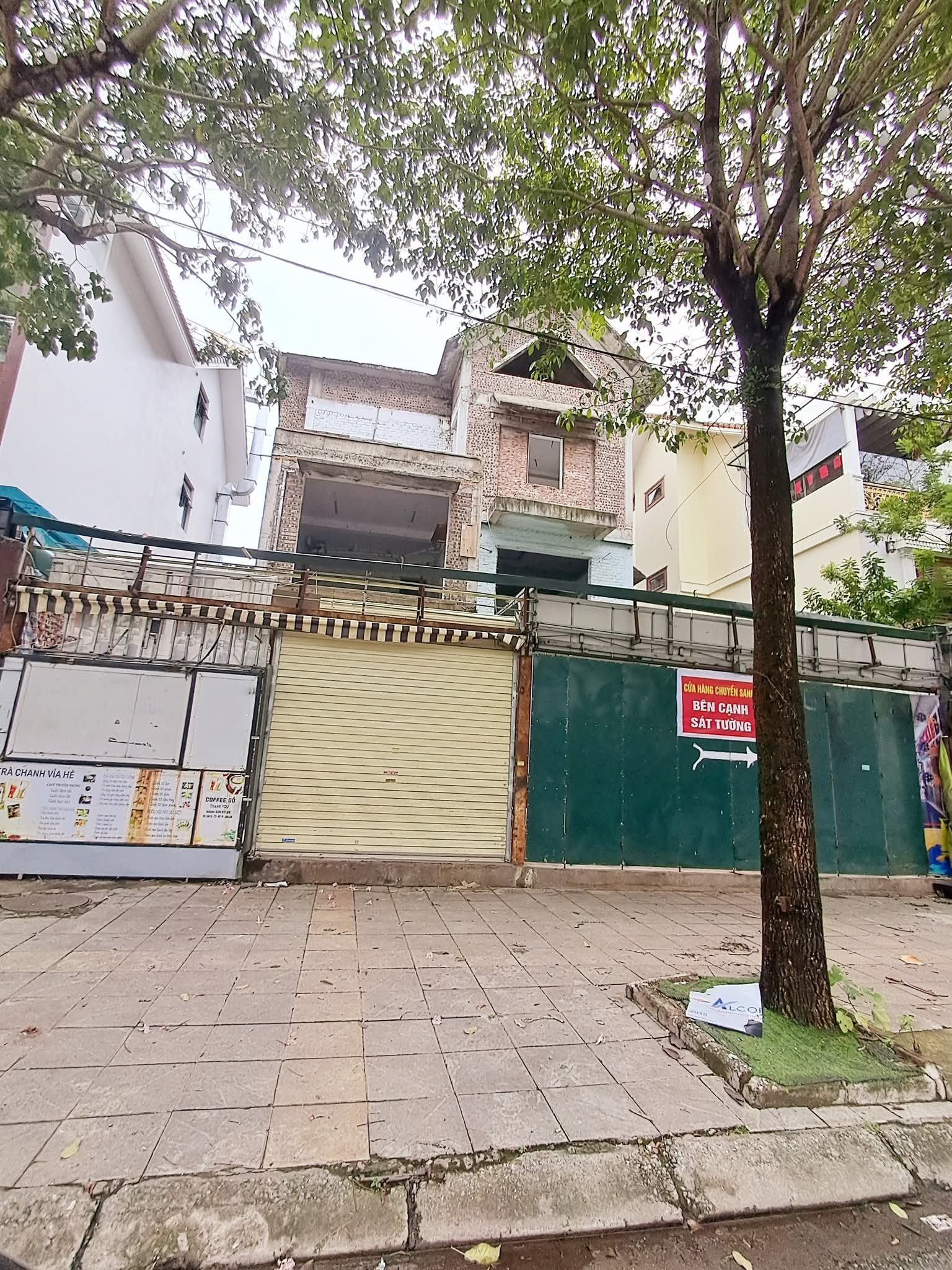 SIÊU VÍP BIỆT THỰ MẶT ĐƯỜNG HỒ ĐIỀU HÒA, KHU ĐÔ THỊ THÀNH PHỐ GIAO LƯU, PHẠM VĂN ĐỒNG, 02 THOÁNG TRƯỚC SAU, VỈA HÈ 5M, KINH DOANH ĐỈNH...