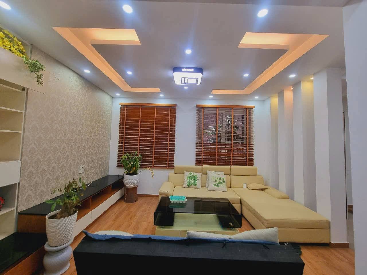 TRUNG TÂM ĐỐNG ĐA - TRẦN QUANG DIỆU - SÁT MẶT PHỐ - Ô TÔ - MẶT TIỀN QUYỀN LỰC - LÔ GÓC - KINH DOANH ĐỈNH CAO - TẶNG GPXD 9 TẦNG - GẦN HỒ