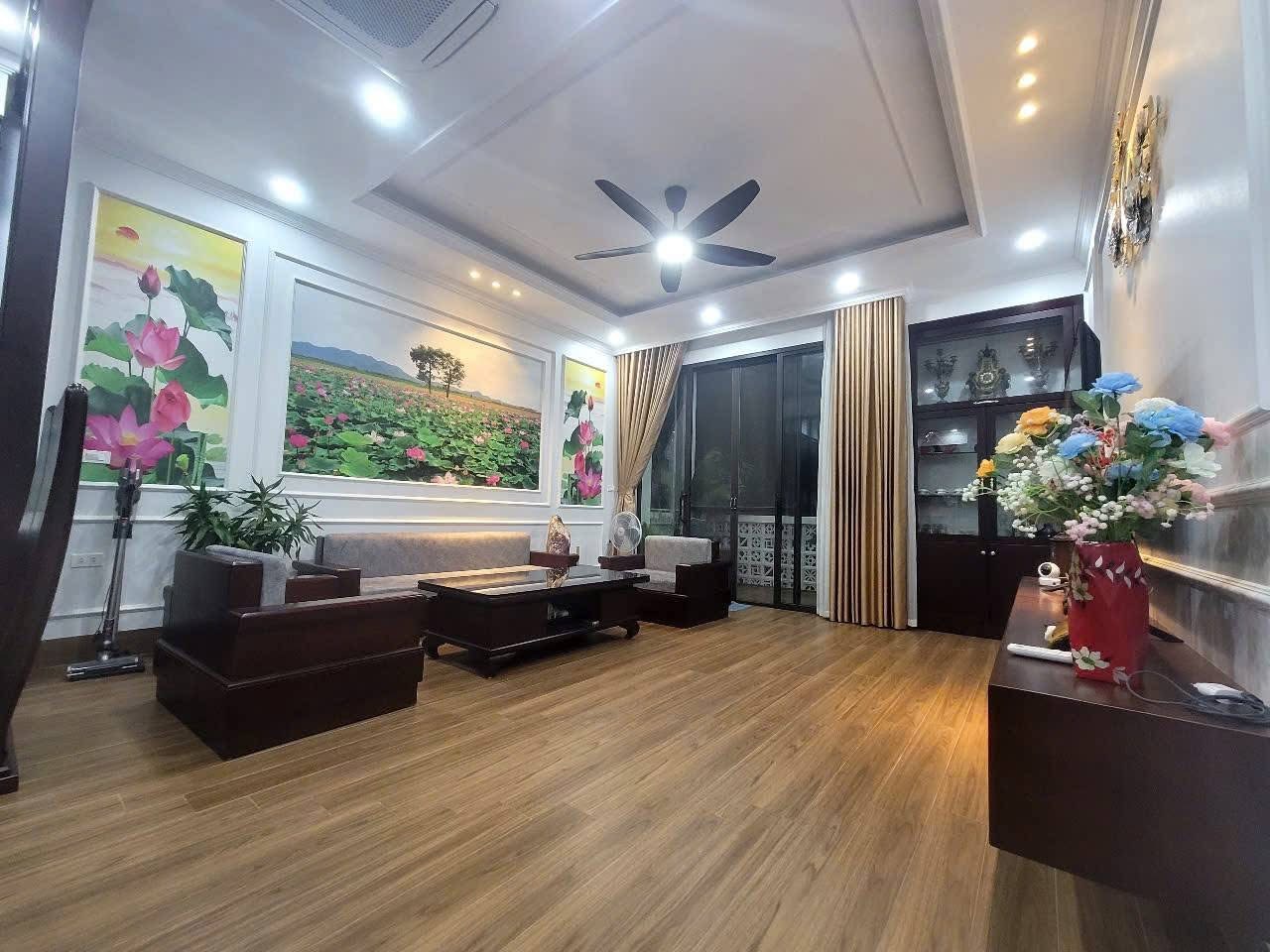 90m2