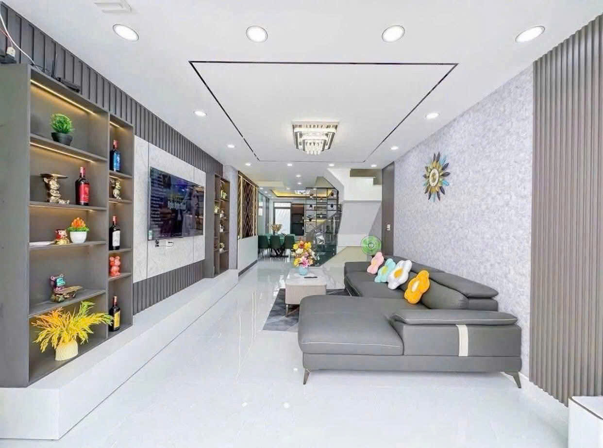 căn nhà MƠI, HẺM THÔNG TIỆN KDBB - 3 TẦNG, NGUYỄN VĂN QUỲ Q7 - FULL thiết kế bên trong sang trọng, CHỈ 7,47 TỶ