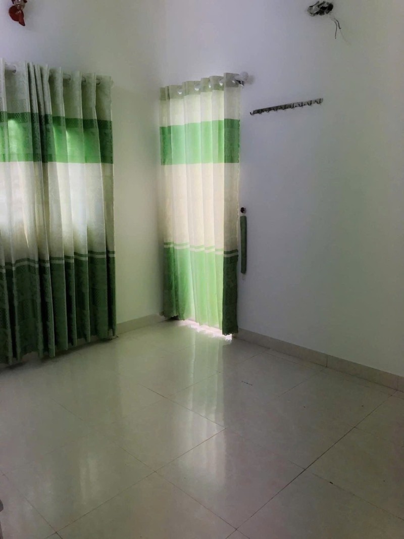 ► Nhà Kiệt Hoàng Diệu gần Ngyễn Văn Linh, 53m2, ngang 6m, 2 tầng, 3PN, 3.3 tỷ