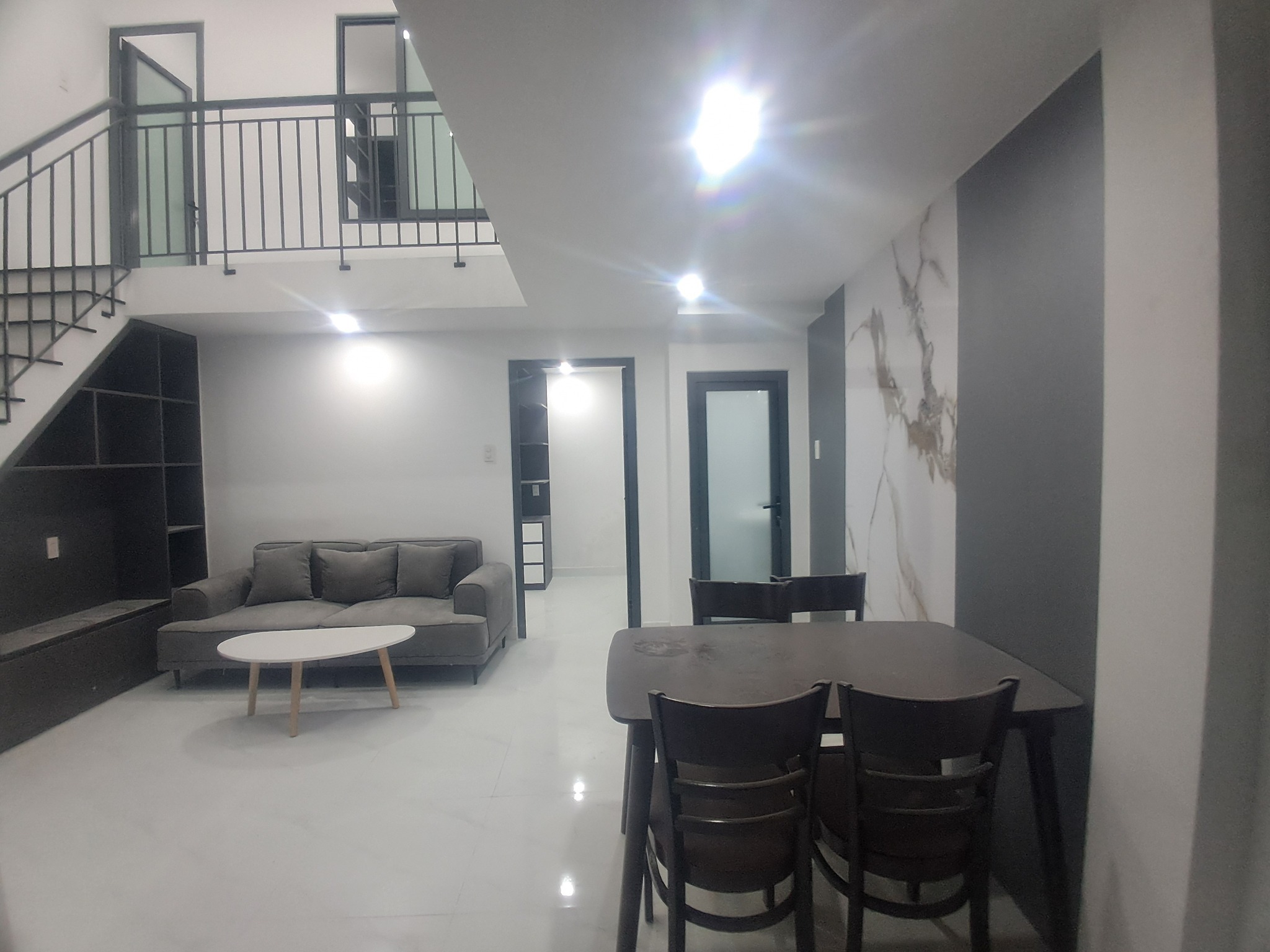 ♥ Nhà 60m ra MT Hải Phòng đối diện Ga Tàu, 44m2, lửng đúc đẹp, 2.45 tỷ