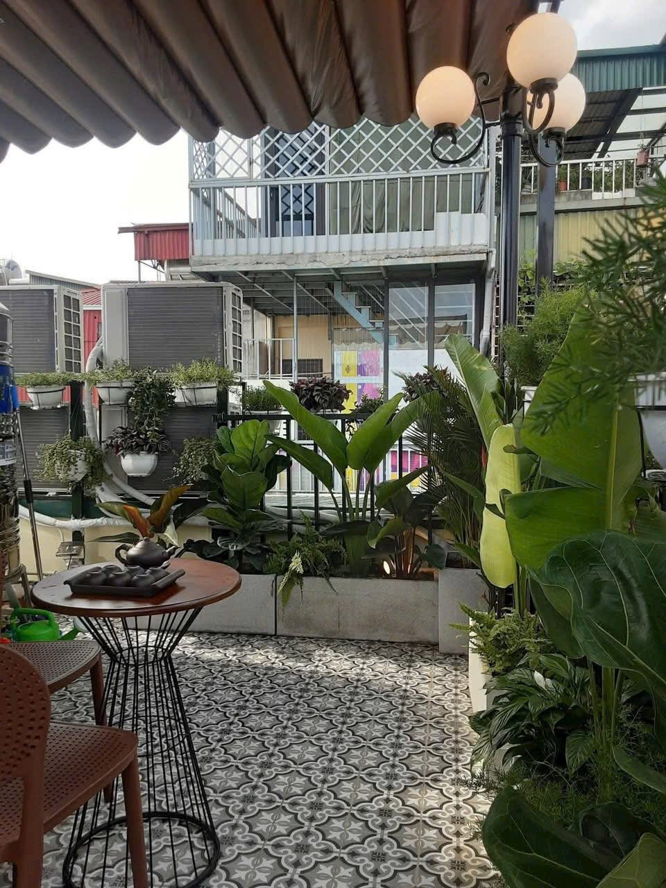 Bán nhà đẹp đường Tân Mai. Cách ô tô 5m. Full nội thất xịn.