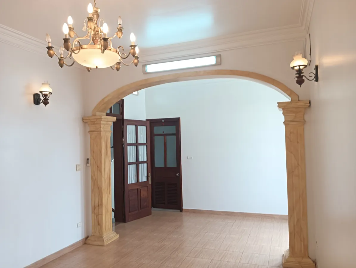 BÁN BIỆT THỰ SIÊU VIP NGÕ 264 ÂU CƠ – GIÁ 60 TỶ Liên hệ: Hoàng Anh – 0389.163.025