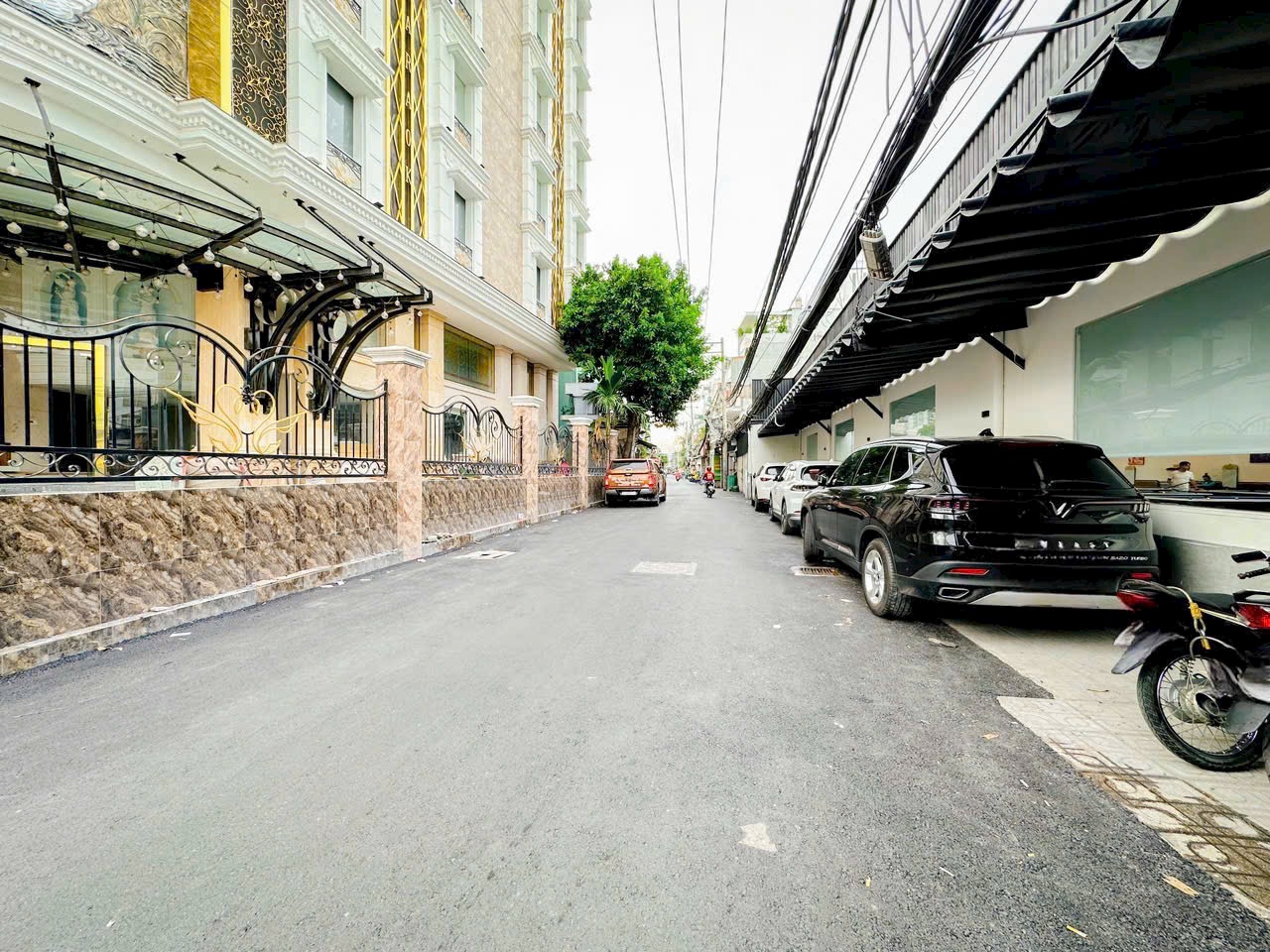 Siêu Phẩm Mặt Tiền – 2 Tầng – 140m² – Phố Lớn Xe Hơi Tránh Nhau- Giá Siêu Tốt!!!