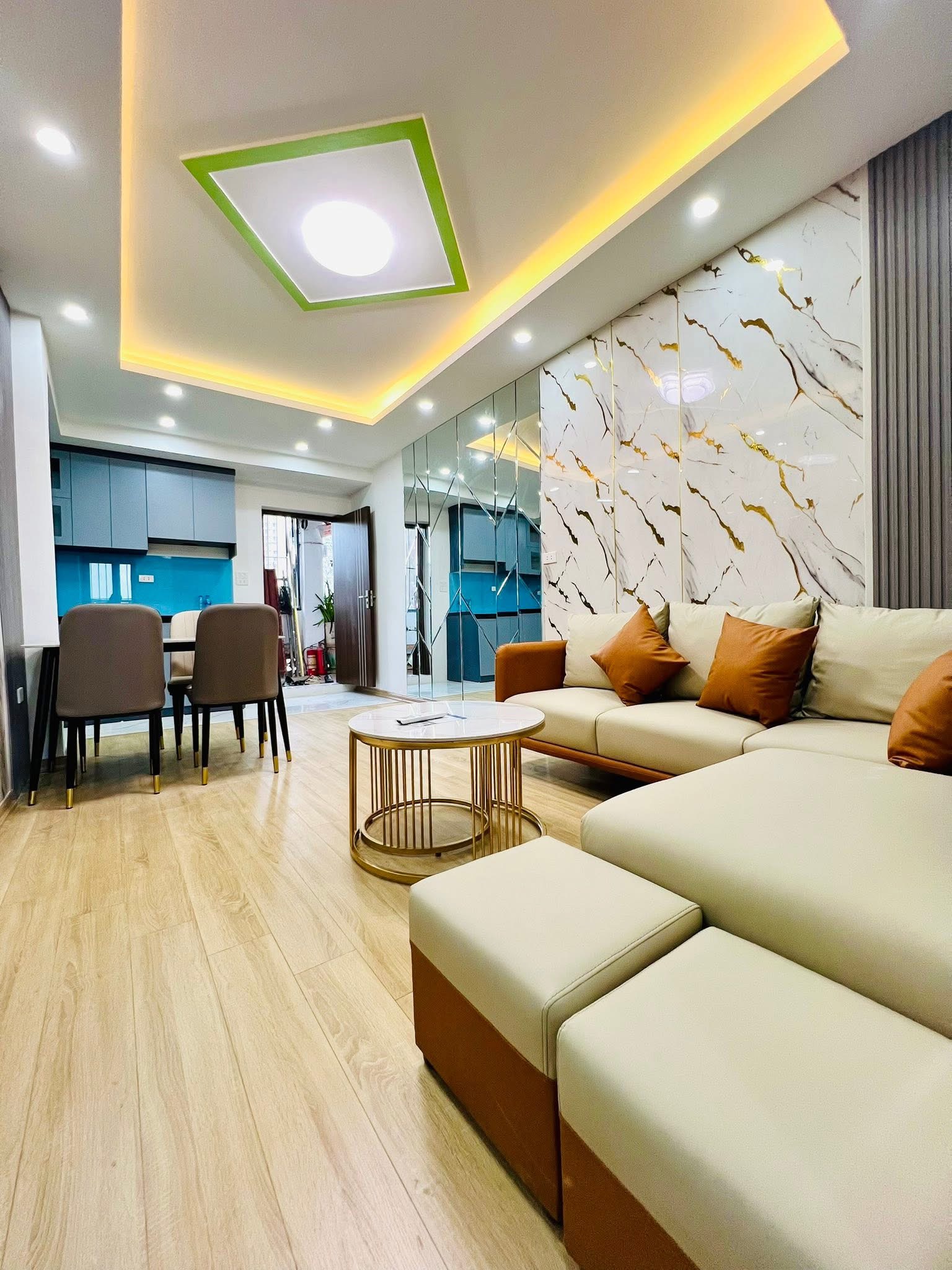 BÁN NHÀ TT PHỐ NGUYỄN CHÍNH: 80M/ 3 NGỦ/ GIÁ 3,68 TỶ. SDCC