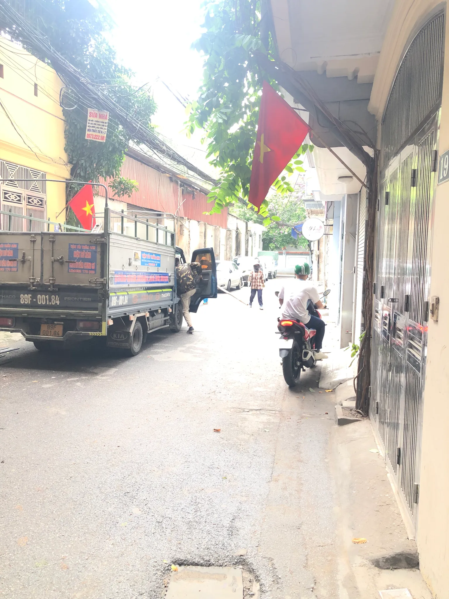 MẶT NGÕ Ô TÔ – THOÁNG TRƯỚC SAU – NHÀ DÂN XÂY CHẮC – SỔ NỞ HẬU ĐẸP!