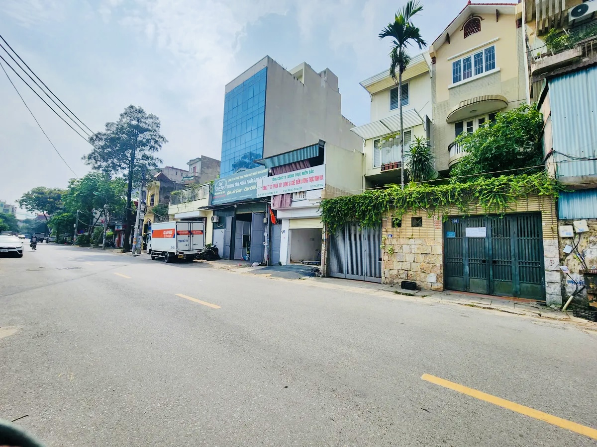 112m2