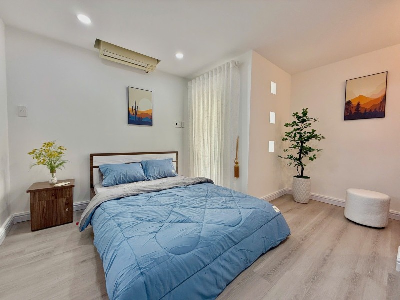 ► Nhà 20m ra MT Nguyễn Phong Sắc gần Nguyễn Hữu Thọ, 104m2, 3 tầng, 12 phòng trọ, 5.x tỷ