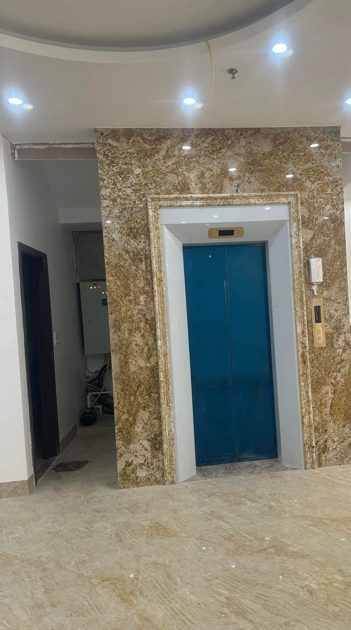 Nhà tôi cho thuê nhà hai cửa đi, mới,vỉa hè, 113m2- 4T, Đào Tấn_46 Tr