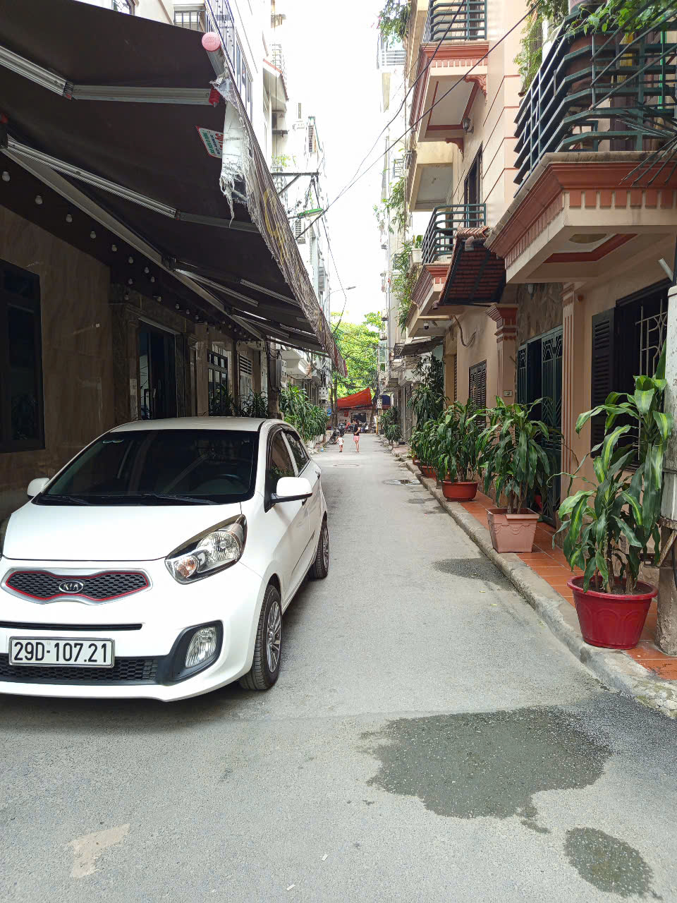 Nhà đẹp như mơ, 54m, 5 tầng, giữa khu phân lô, oto đỗ cửa, phố phường thanh lịch, không bụi, không ồn, xanh, sạch như lau, giá 16,2 tỷ