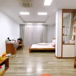  230m2 - 4
