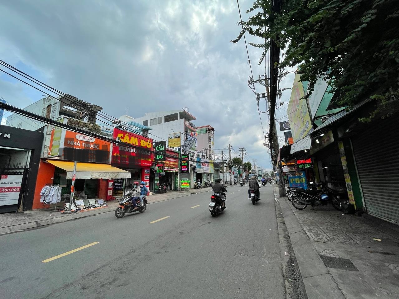 Bán Nhà 108m² Mặt tiền Âu Cơ Đường16m, 6PN, Tân Phú, 9.4 tỷ