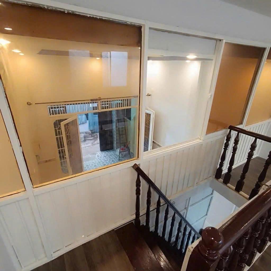 Bán nhà đường Hồng Lạc, phường 11, Tân Bình; (5*14) nở hậu 4 tầng 6 tỷ