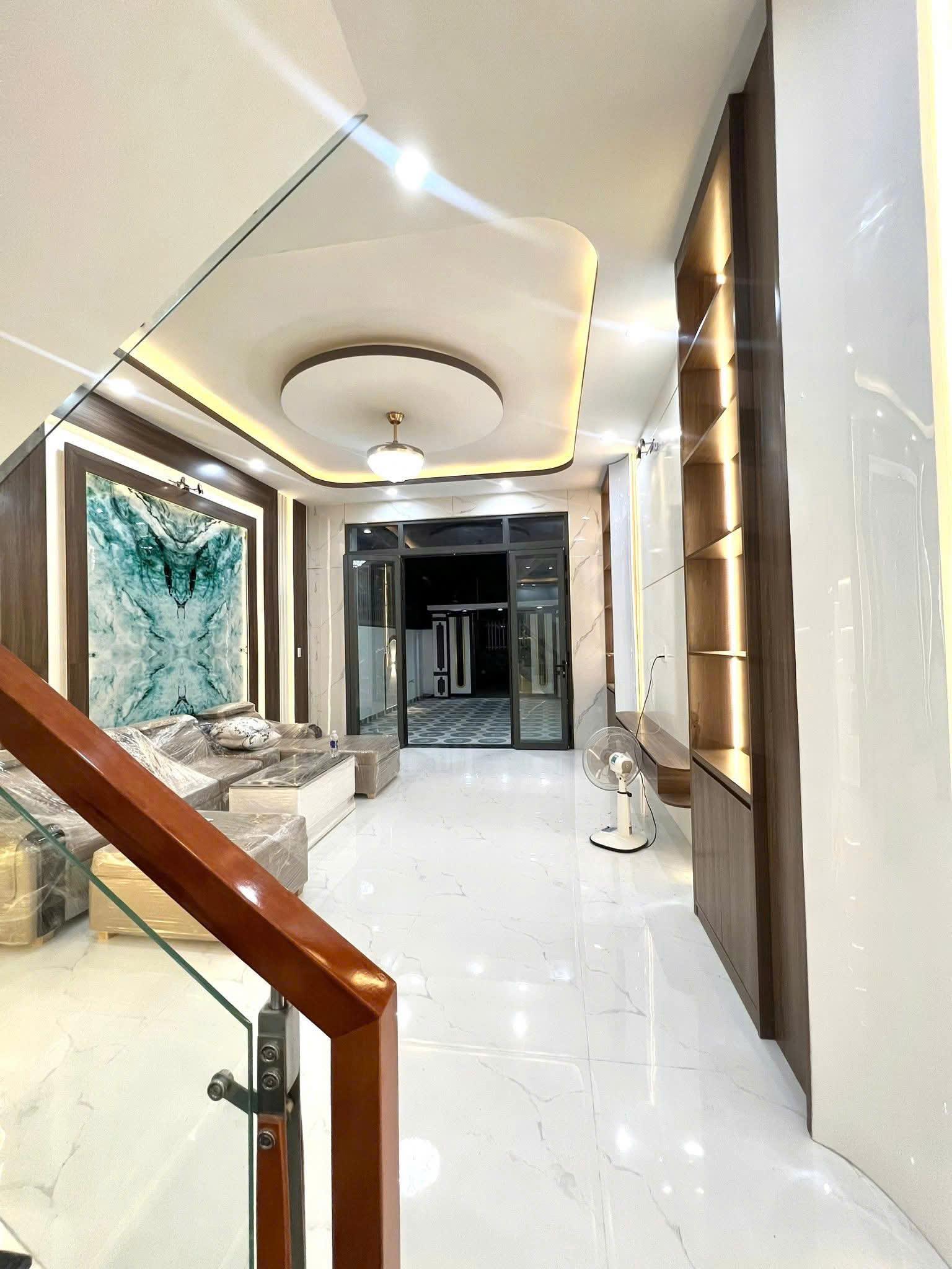 --Bán nhà hẻm xe hơi Trường Chinh, phường 13 Tân Bình (4,5x16); 7,5 tỷ