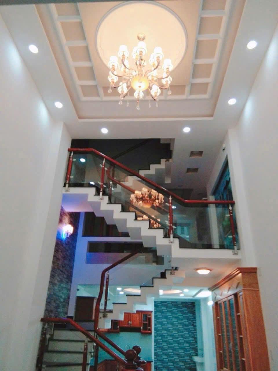 --Bán nhà HXH Nguyễn Quang Bích, phường 13 quận Tân Bình (6*15); 11 tỷ