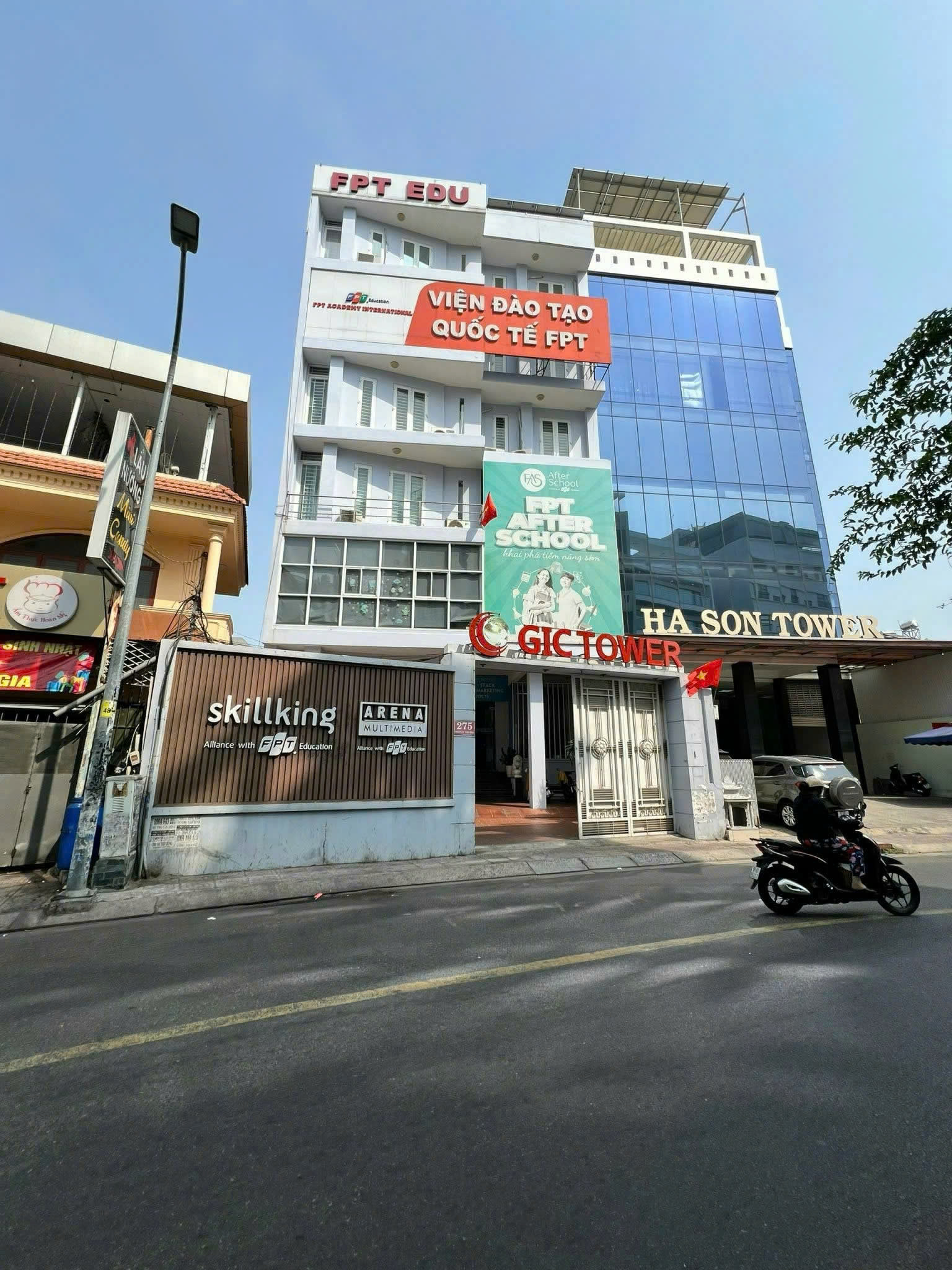 Bán Nhà Mặt Tiền Đường Nguyễn Văn Đậu, P.11, Bình Thạnh, 11.5x28m, Chỉ 90 Tỷ