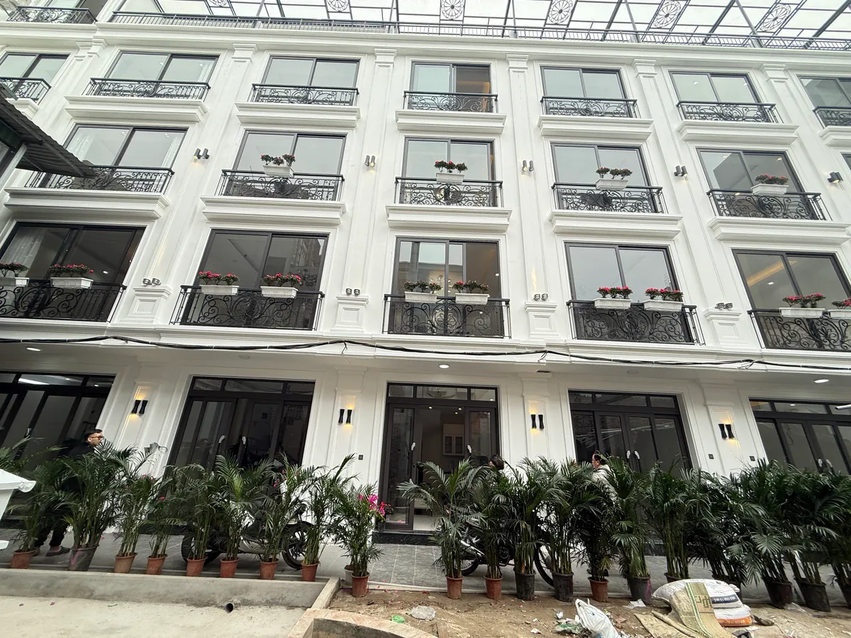 NHÀ MỚI SIÊU ĐẸP YÊN HÒA - MẶT TIỀN RỘNG-NỘI THẤT ĐẦY ĐỦ-NGÕ RÔNG THOÁNG-THIẾT KẾ ĐẸP NHỈNH 7 TỶ