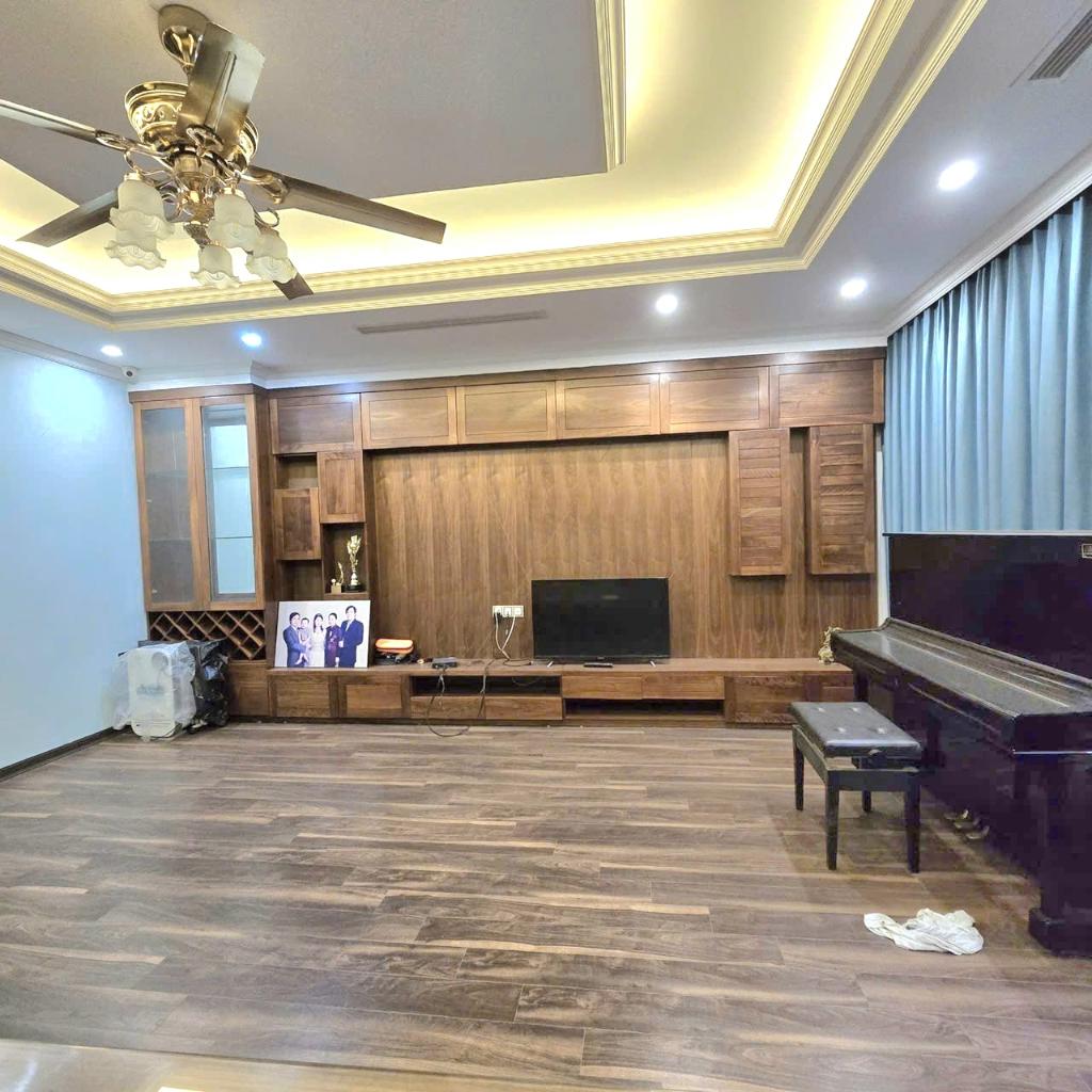 (Tin thật 100%) Bán biệt thự liền kề 93m2 x 5 tầng tại dự án Vinhomes Gardenia - Nội thất tiền tỷ