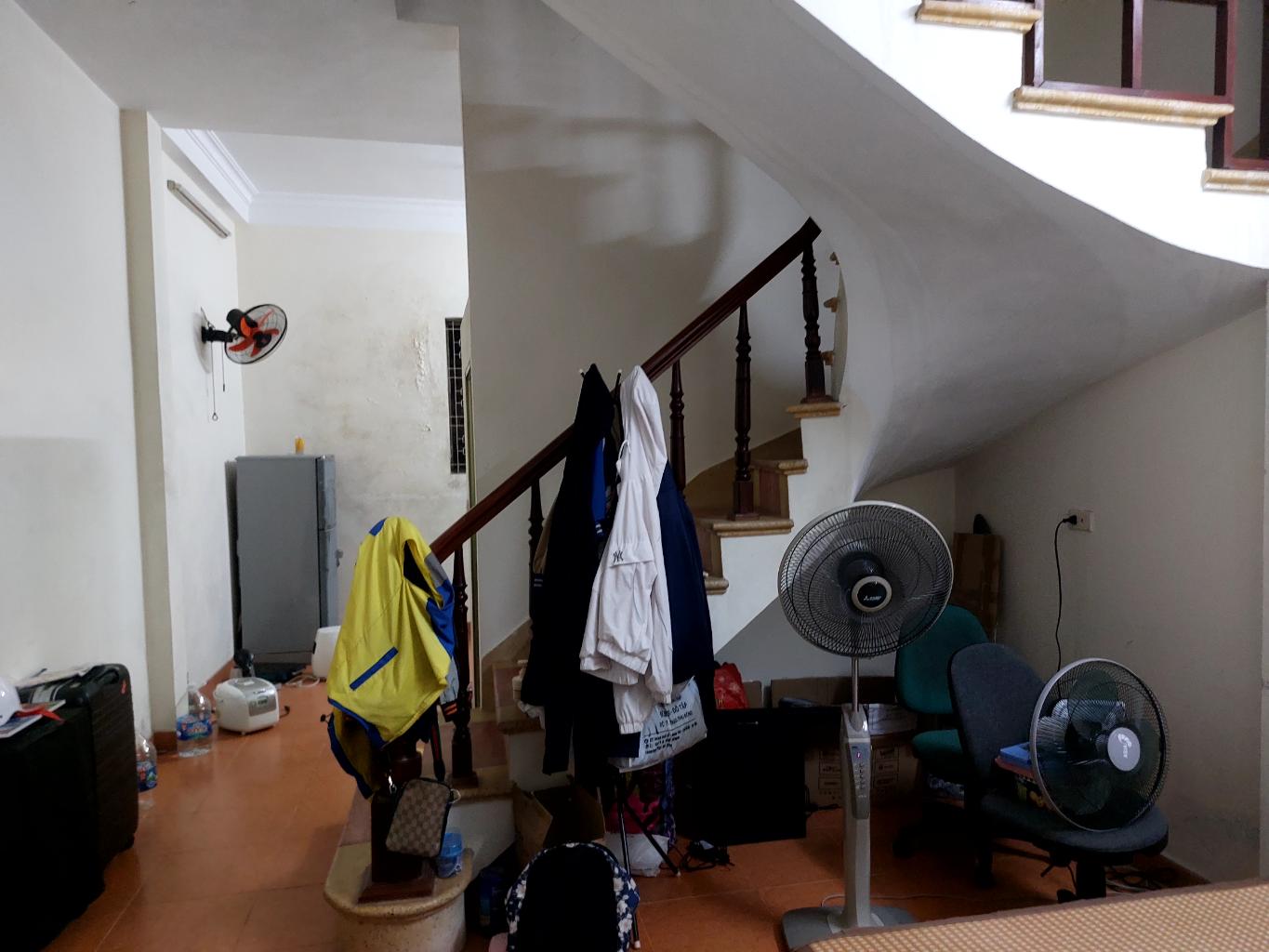 Bán nhà Thụy Khuê, Tây Hồ, ngõ thông, 44m2, 3 tầng, Mt 4m, chỉ 11.5 tỷ