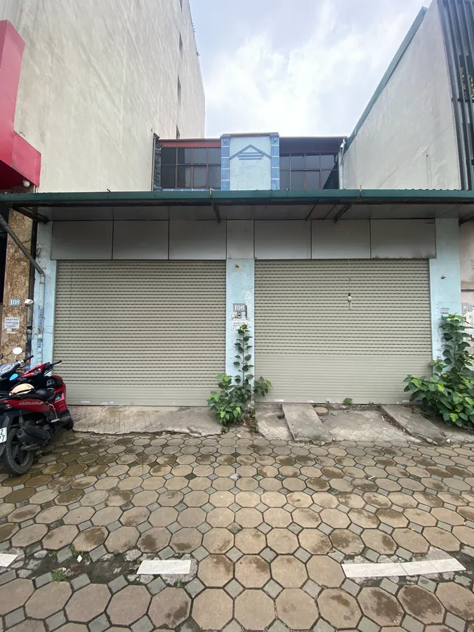 Bán ĐẤT Mặt Phố Dịch Vọng xây Khách sạn, bệnh viện Diện tích 498m2, mặt tiền 8,1m, giá 219 tỷ