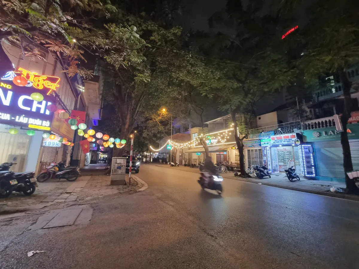 SẢN PHẨM NGỤY NHƯ KON TUM HÓT HÍT - PHÂN LÔ, Ô TÔ, 6 TẦNG- THÔNG THOÁNG – AN SINH TỐT – 11 TỶ