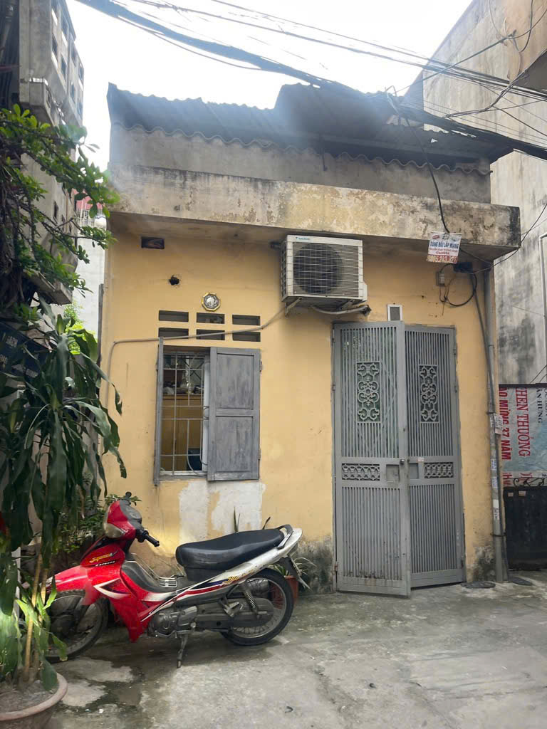 Bán 42M đất ngõ 281 trương định ngõ thông gần phố hoàng mai